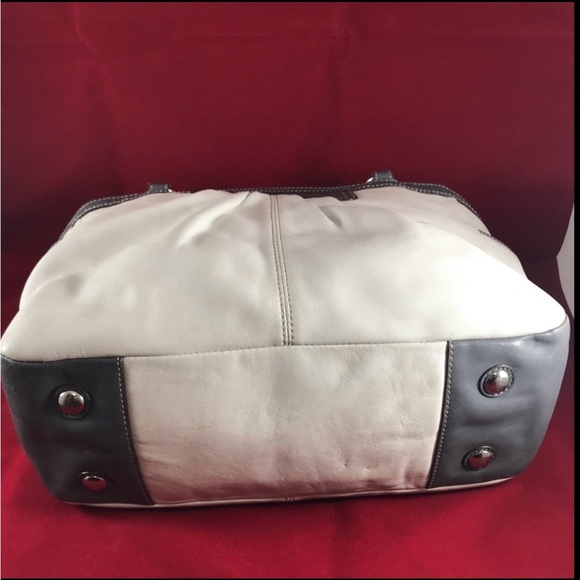 Coach Tote - Picture 2 of 7